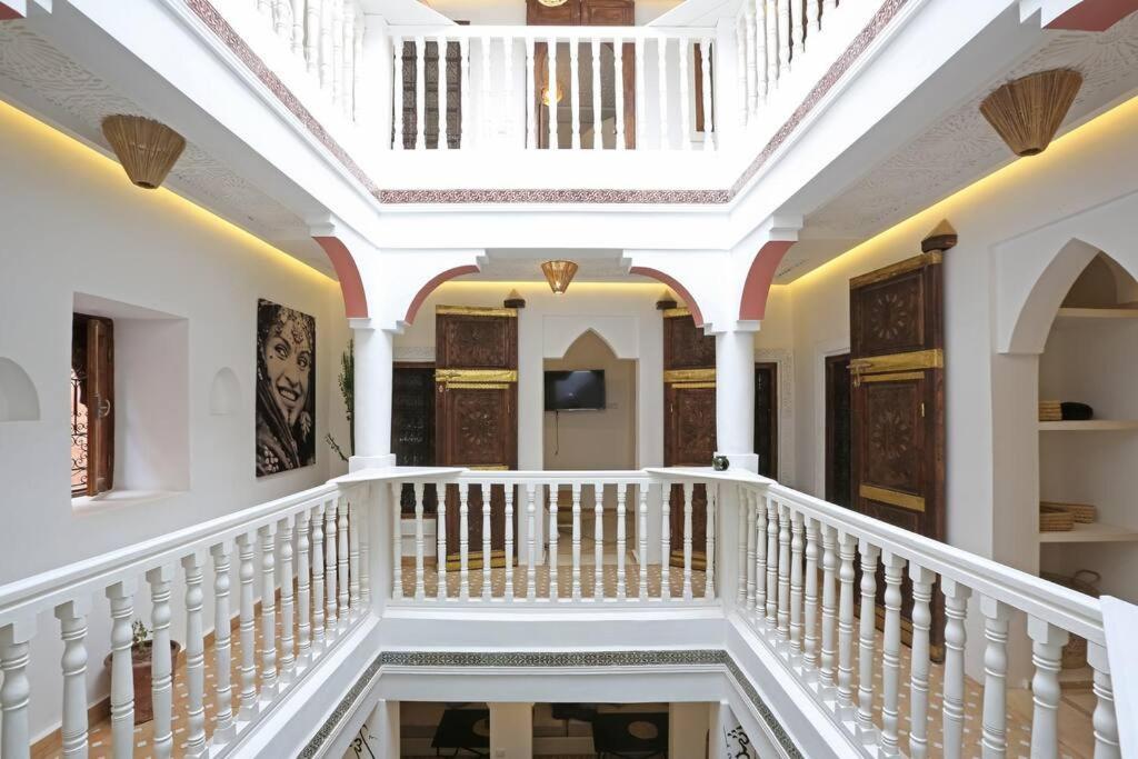 Riad El Khir En Centre Ville Rooftop Et Bassin Marrákes Kültér fotó