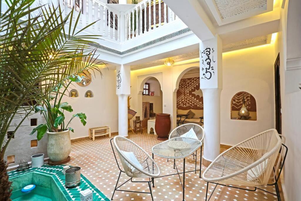 Riad El Khir En Centre Ville Rooftop Et Bassin Marrákes Kültér fotó