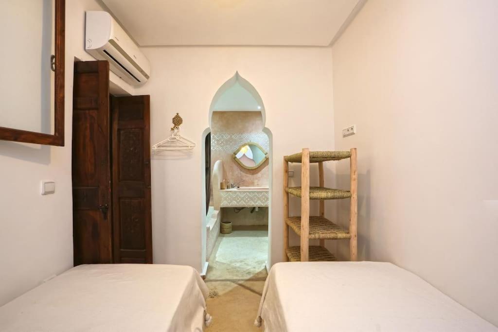 Riad El Khir En Centre Ville Rooftop Et Bassin Marrákes Kültér fotó