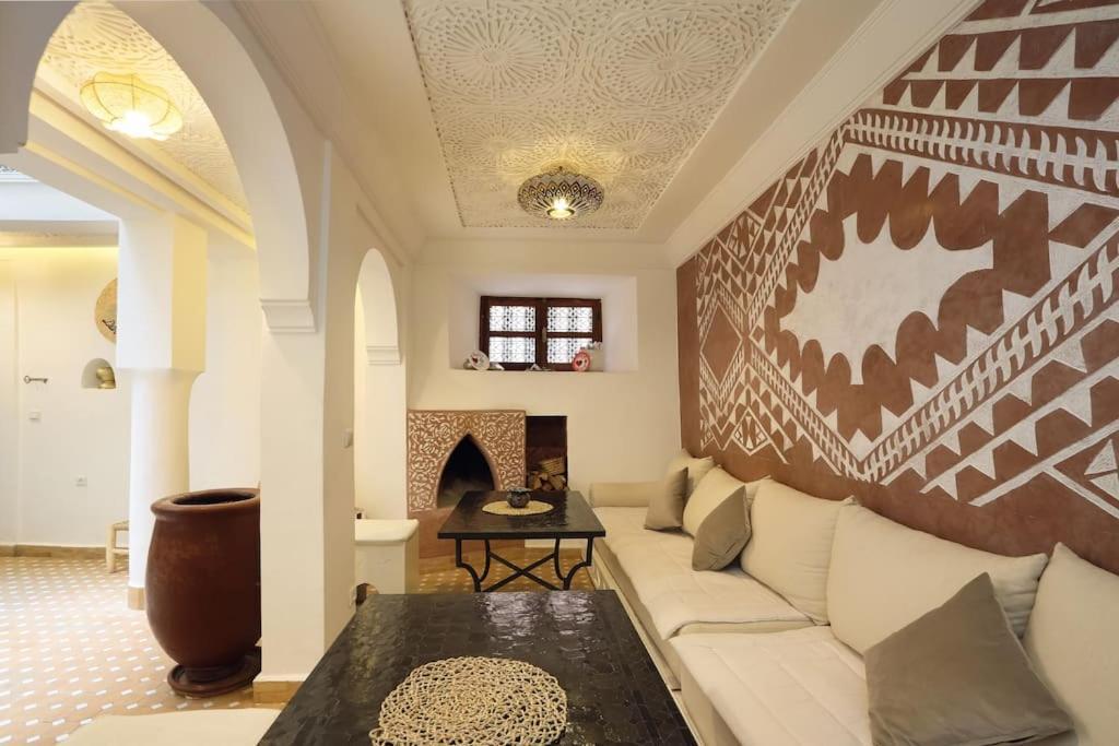 Riad El Khir En Centre Ville Rooftop Et Bassin Marrákes Kültér fotó